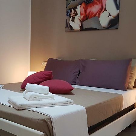 Appartement Loft Baia Di Giardini Extérieur photo