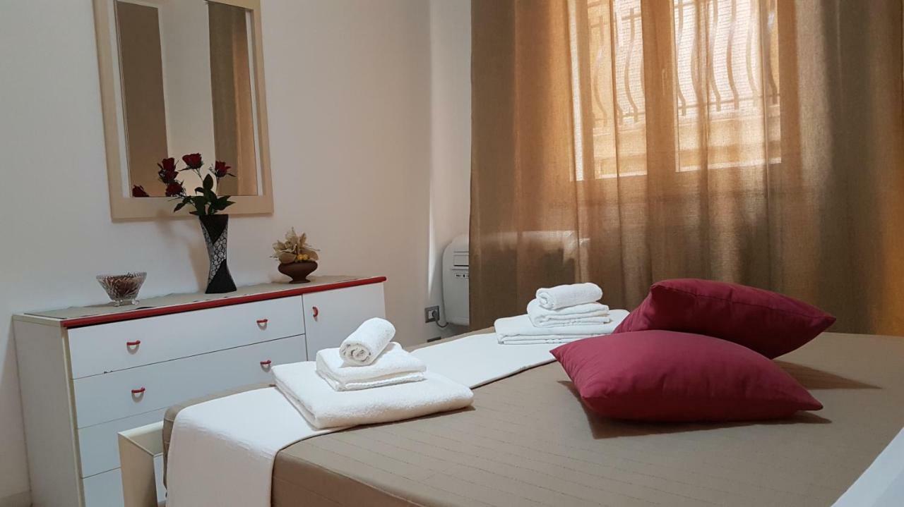 Appartement Loft Baia Di Giardini Extérieur photo